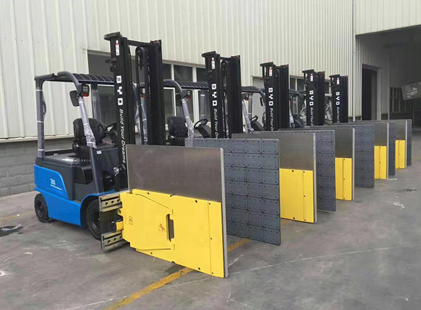 濰坊比亞迪叉車交車現場檢測性能